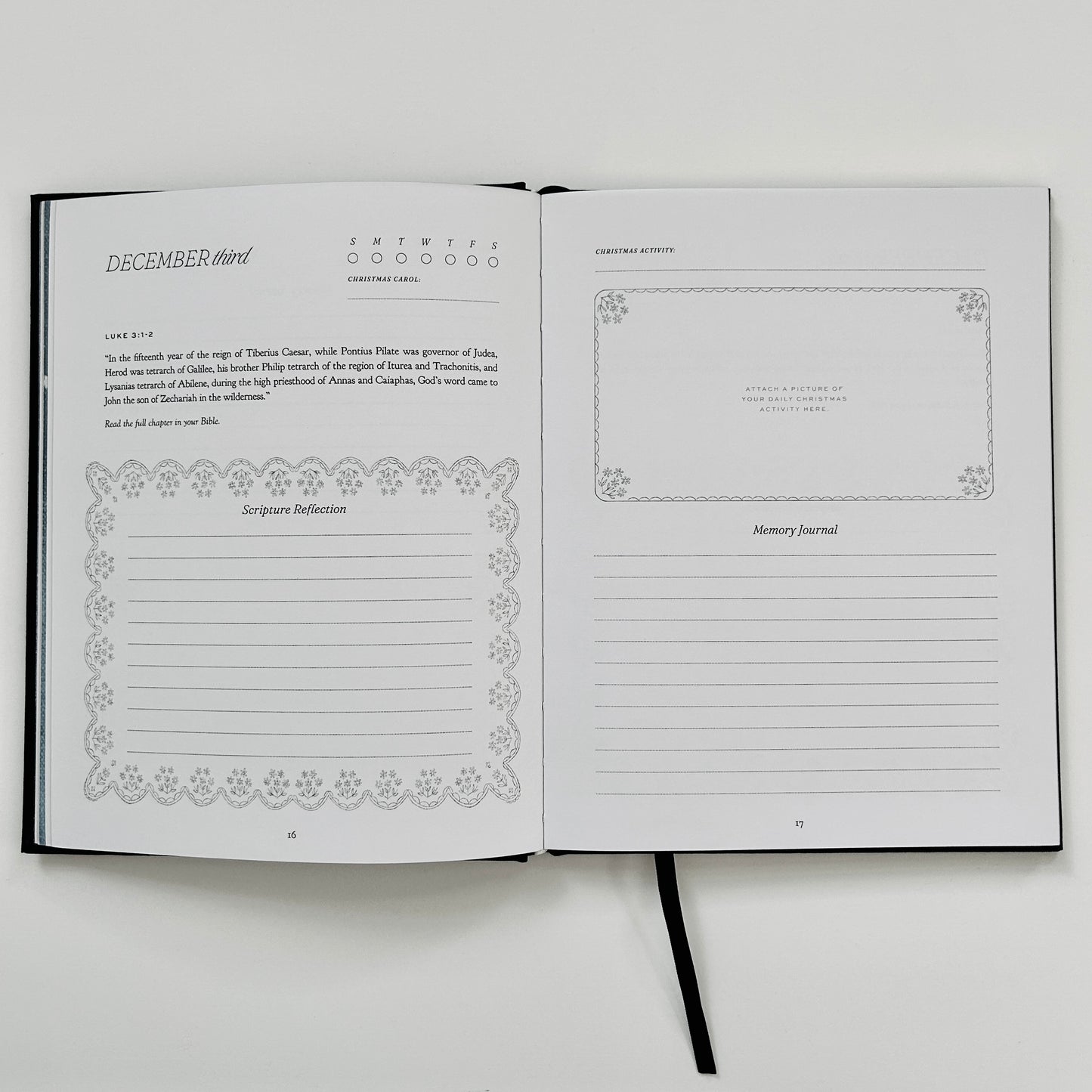 Christmas Memories: A Seasonal Devotional and Keepsake Journal